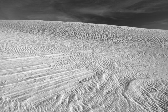 Dune patterns in black and white