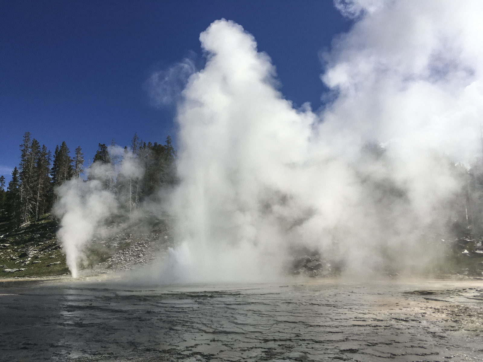 Grand Geyser in eruption